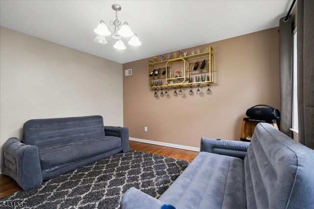 40 Tamarack Rd, White Twp., NJ 07823