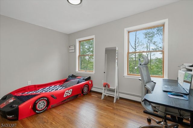 40 Tamarack Rd, White Twp., NJ 07823