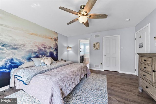 605 BARCLAY CIR, Springfield, PA 19064