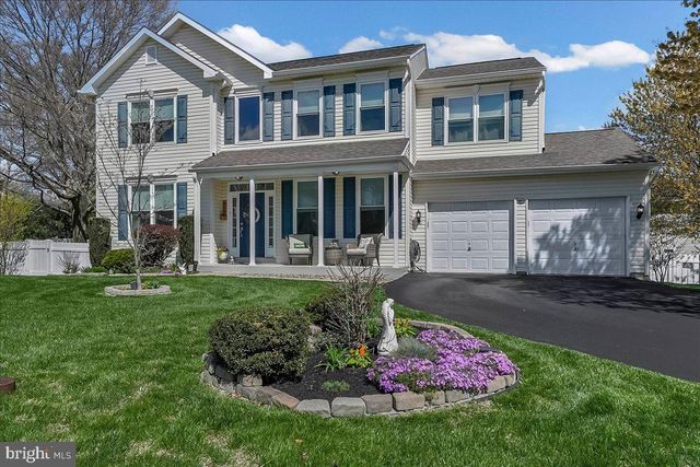 605 BARCLAY CIR, Springfield, PA 19064