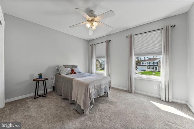 605 BARCLAY CIR, Springfield, PA 19064