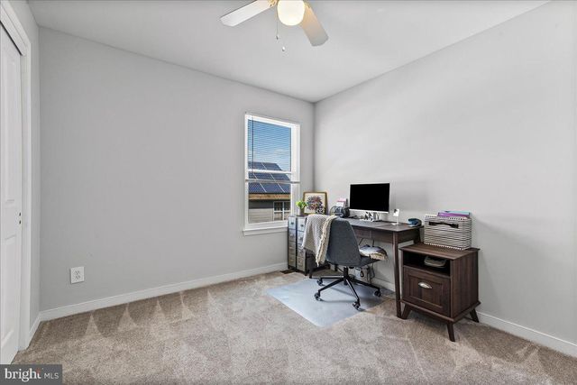 605 BARCLAY CIR, Springfield, PA 19064
