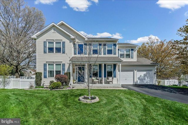 605 BARCLAY CIR, Springfield, PA 19064