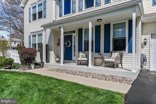605 BARCLAY CIR, Springfield, PA 19064