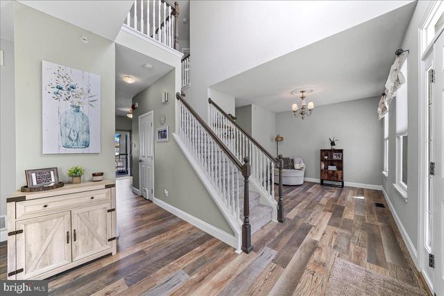 605 BARCLAY CIR, Springfield, PA 19064