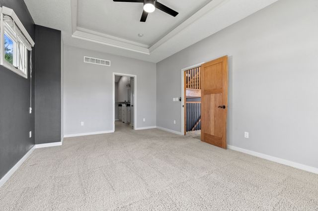 7709 Ashley Place, Johnston, IA 50131