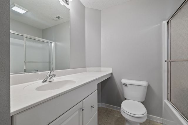 7709 Ashley Place, Johnston, IA 50131