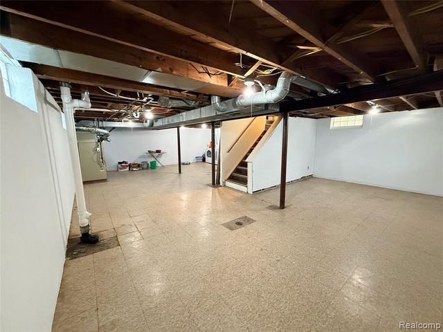 2203 White Avenue, Lincoln Park, MI 48146