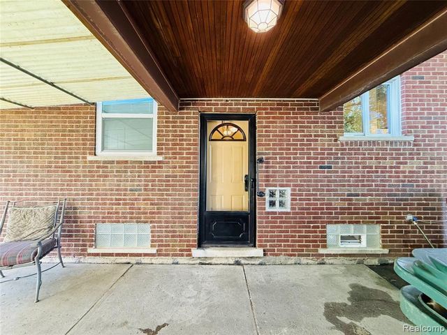 2203 White Avenue, Lincoln Park, MI 48146