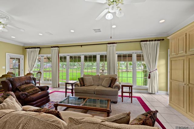 18110 N Mission Hills Ave, Baton Rouge, LA 70810