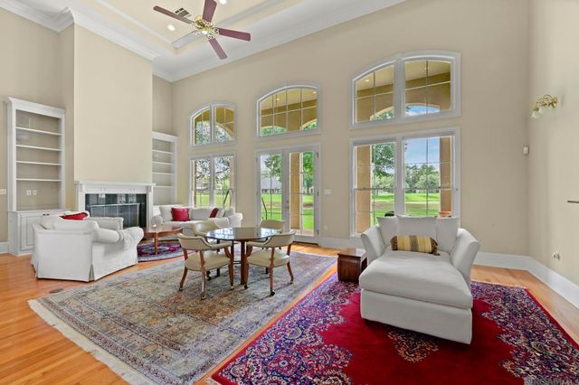 18110 N Mission Hills Ave, Baton Rouge, LA 70810