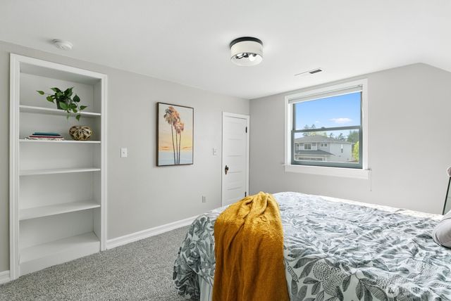 501 3rd Street, Steilacoom, WA 98388