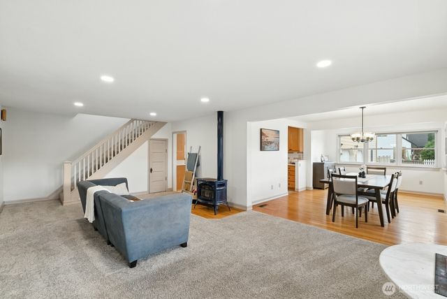 501 3rd Street, Steilacoom, WA 98388