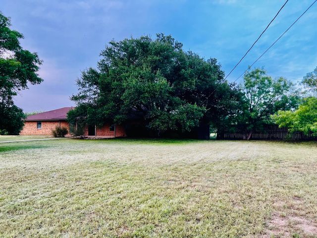 5502 Meadow Drive, San Angelo, TX 76903