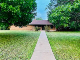 5502 Meadow Drive, San Angelo, TX 76903