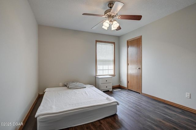 3224 N Chandler Street, Joplin, MO 64801