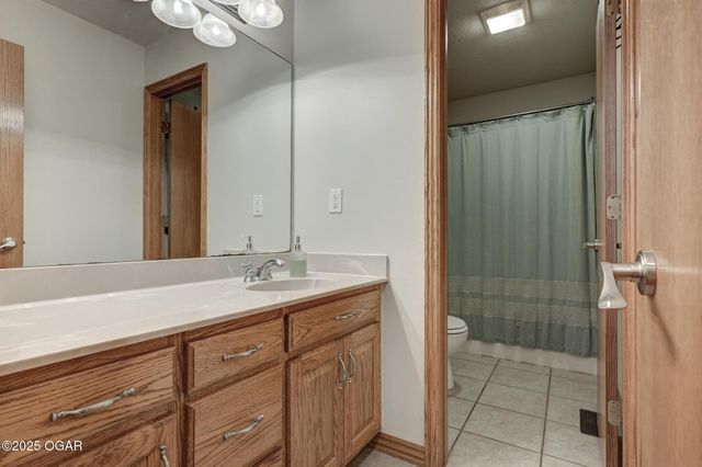 3224 N Chandler Street, Joplin, MO 64801