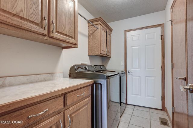 3224 N Chandler Street, Joplin, MO 64801