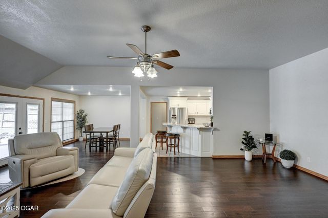 3224 N Chandler Street, Joplin, MO 64801