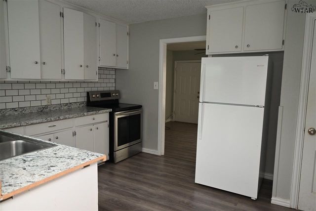 3016 THOMAS AVENUE, Wichita Falls, TX 76310
