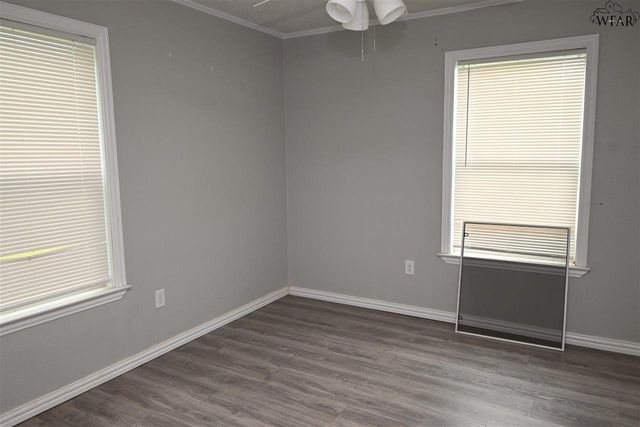 3016 THOMAS AVENUE, Wichita Falls, TX 76310
