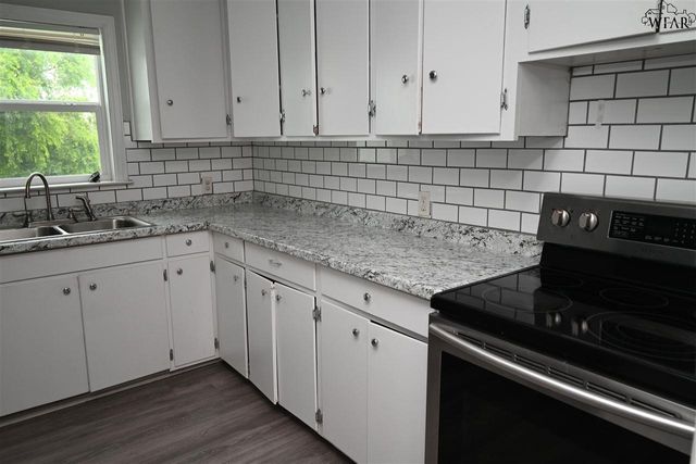 3016 THOMAS AVENUE, Wichita Falls, TX 76310