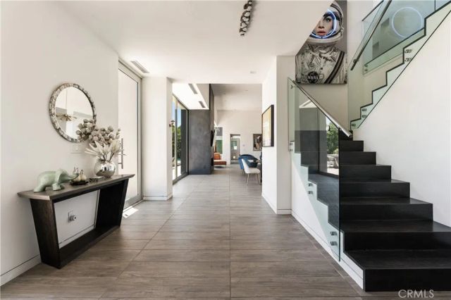 1489 Stebbins Terrace, Los Angeles, CA 90069