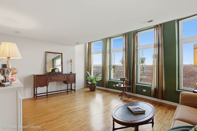 400 McCarthy Road 419, Lemont, IL 60439