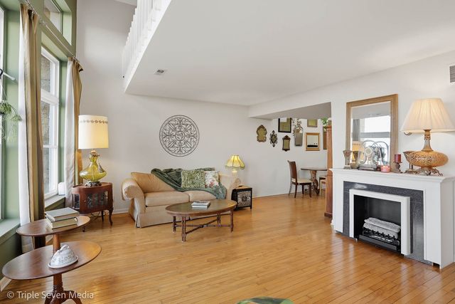 400 McCarthy Road 419, Lemont, IL 60439