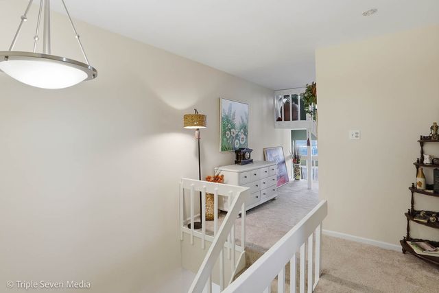 400 McCarthy Road 419, Lemont, IL 60439