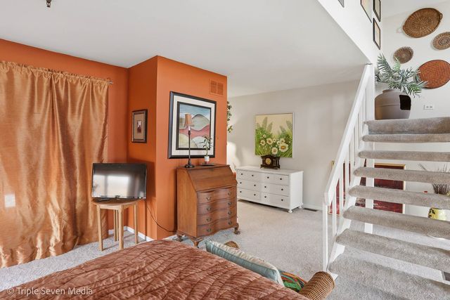 400 McCarthy Road 419, Lemont, IL 60439