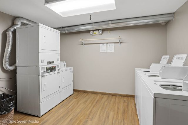 400 McCarthy Road 419, Lemont, IL 60439