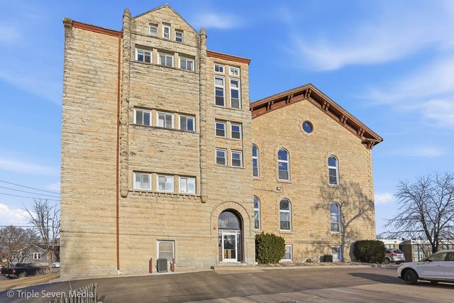 400 McCarthy Road 419, Lemont, IL 60439