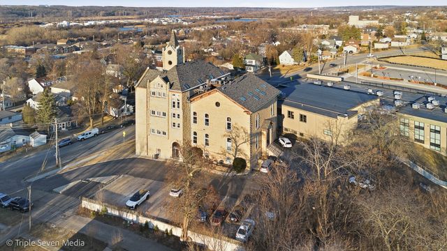 400 McCarthy Road 419, Lemont, IL 60439