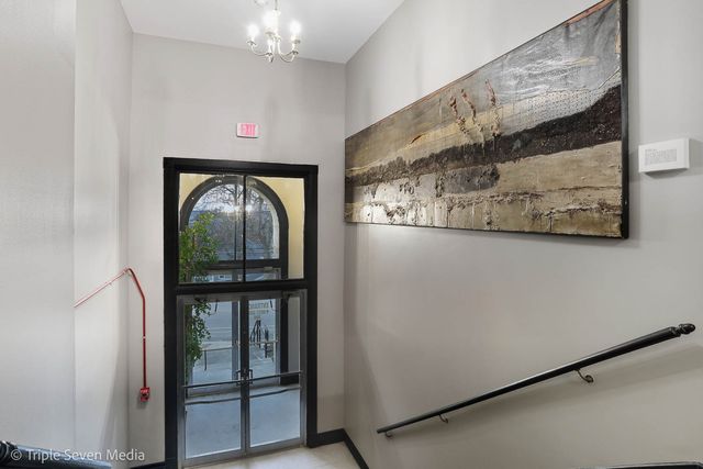 400 McCarthy Road 419, Lemont, IL 60439