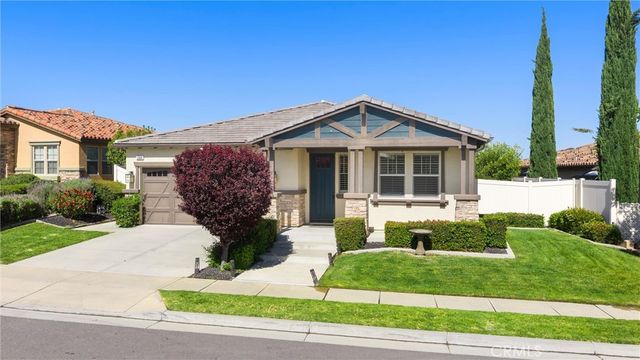 1300 Heritage, Calimesa, CA 92320
