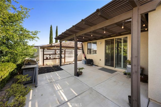 1300 Heritage, Calimesa, CA 92320