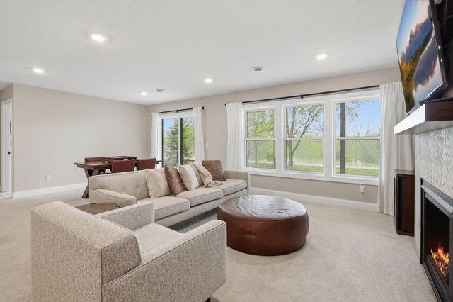 16383 Glory Lane, Eden Prairie, MN 55344