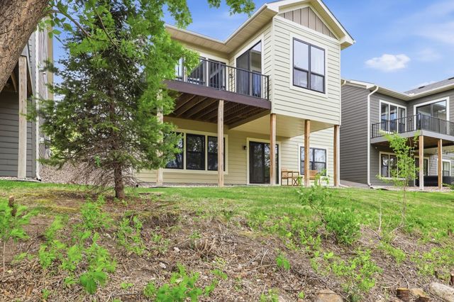16383 Glory Lane, Eden Prairie, MN 55344