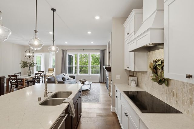 16383 Glory Lane, Eden Prairie, MN 55344