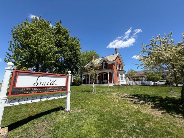 16383 Glory Lane, Eden Prairie, MN 55344