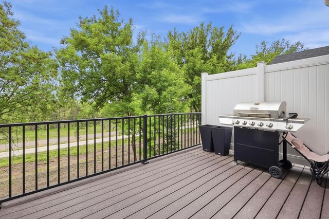 16383 Glory Lane, Eden Prairie, MN 55344