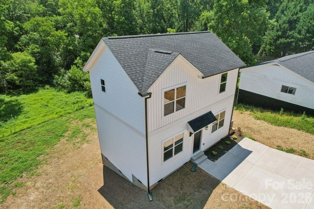 706 N 9th Street, Bessemer City, NC 28016