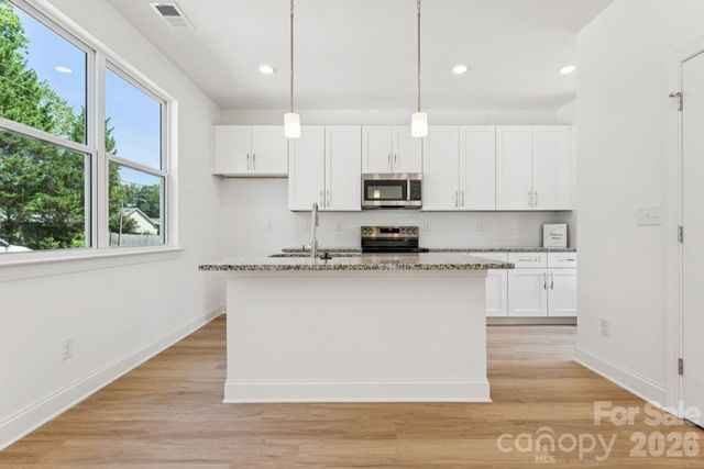 706 N 9th Street, Bessemer City, NC 28016