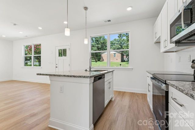 706 N 9th Street, Bessemer City, NC 28016