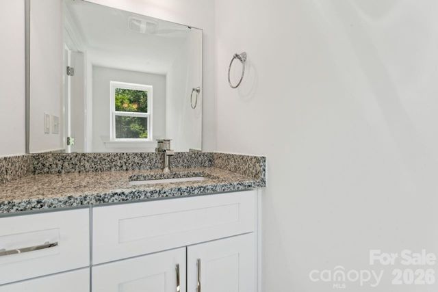 706 N 9th Street, Bessemer City, NC 28016