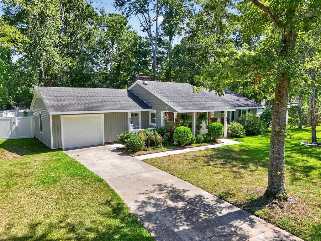 106 Partridge Berry Rd., Myrtle Beach, SC 29579