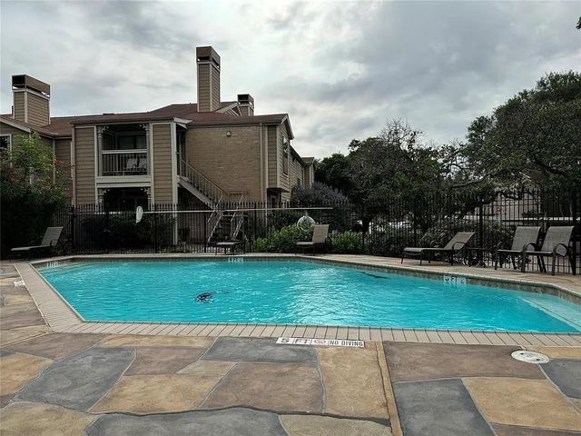 1880 White Oak Drive 141, Houston, TX 77009