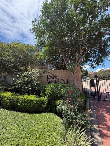 1880 White Oak Drive 141, Houston, TX 77009