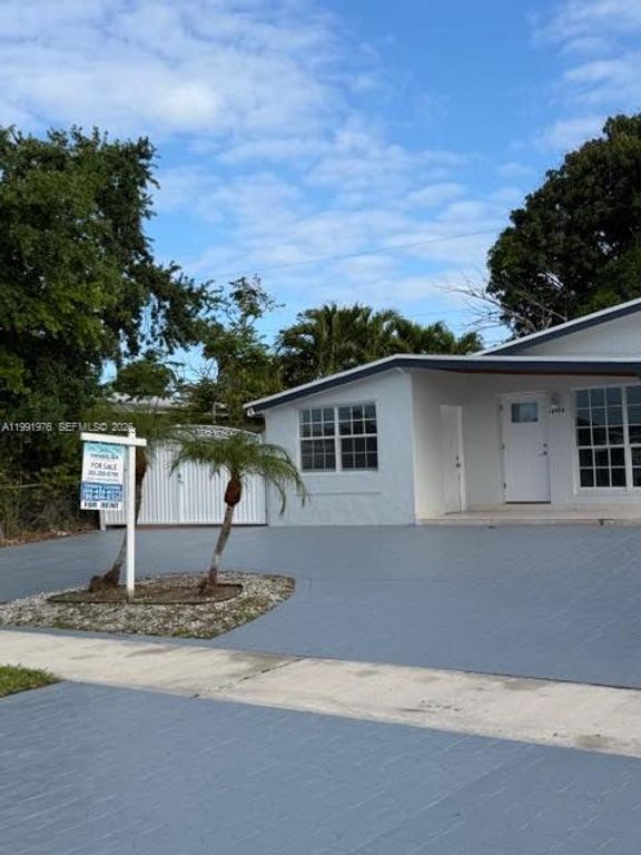 12455 SW 185th Ter 1, Miami, FL 33177